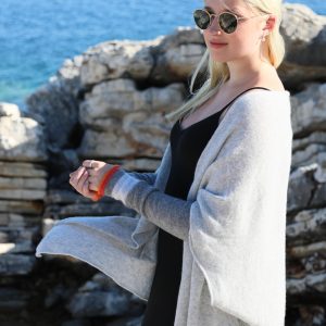 cashmere Hug-Me shrug