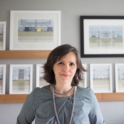 studio_portraits-32-sq-sm-400x400